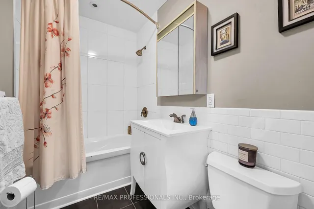 Additional image 31 of 66 Clonmore Dr