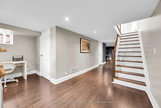 Additional image 18 of 66 Clonmore Dr