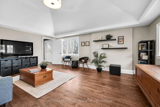 Additional image 44 of 66 Clonmore Dr