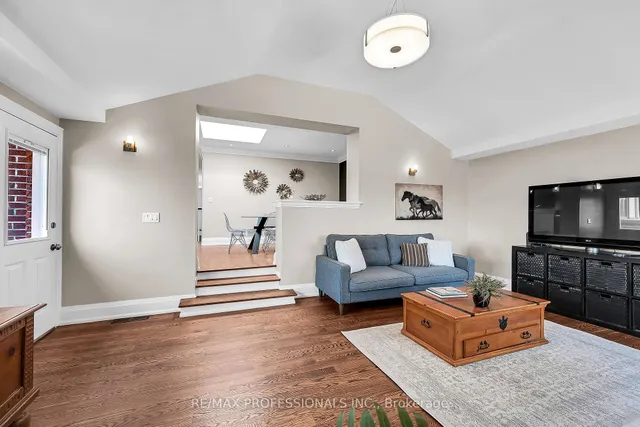 Additional image 42 of 66 Clonmore Dr