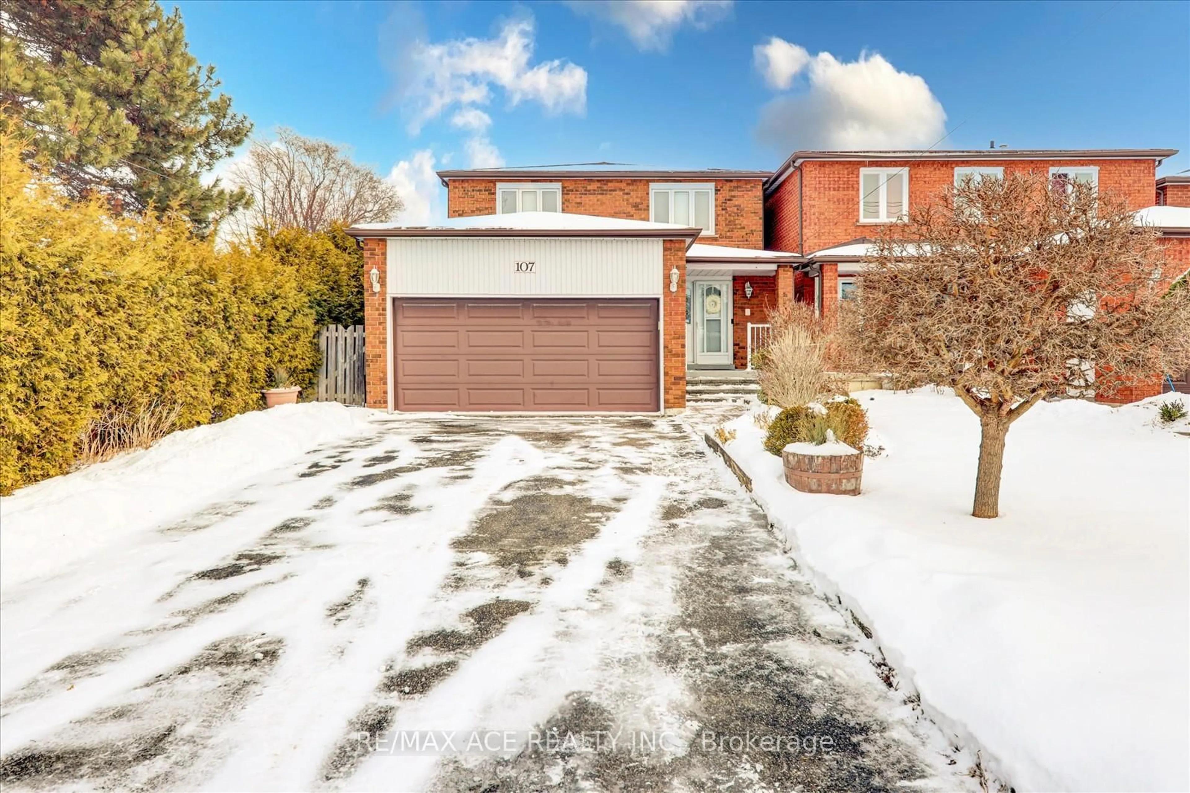 Home with brick exterior material, street for 107 Orton Park Rd, Toronto Ontario M1G 3G9