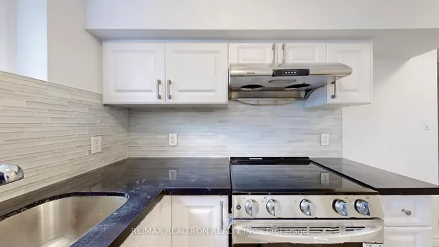 Additional property image - 929 Brimorton Dr