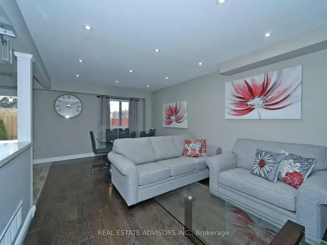 Additional property image - 22 Caronia Sq