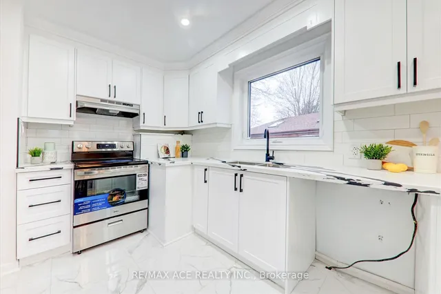 Additional property image - 20 Blakemanor Blvd