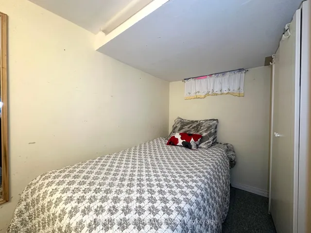 Additional property image - 952 Greenwood Ave
