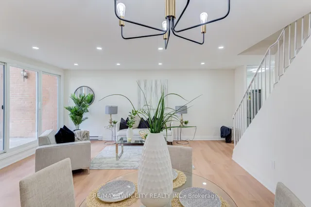 Additional property image - 100 Mornelle Crt Unit 1085