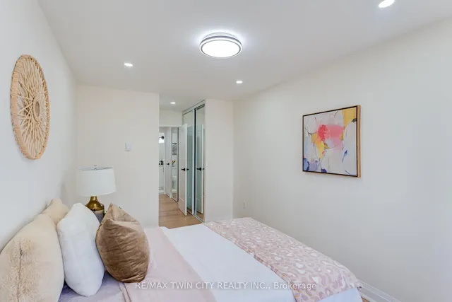 Additional property image - 100 Mornelle Crt Unit 1085