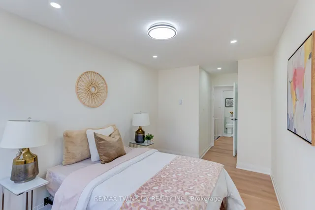 Additional property image - 100 Mornelle Crt Unit 1085