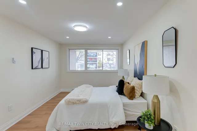 Additional property image - 100 Mornelle Crt Unit 1085