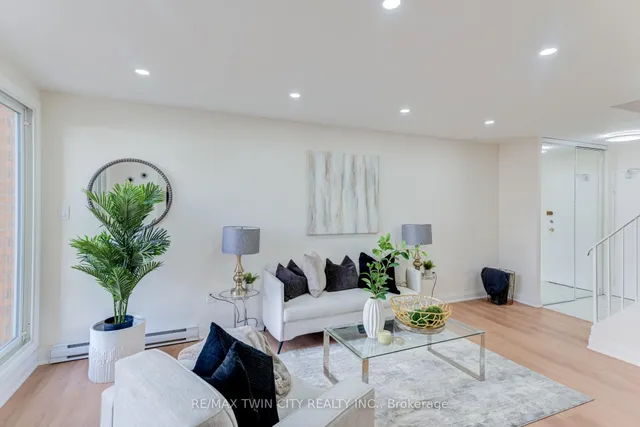 Additional property image - 100 Mornelle Crt Unit 1085