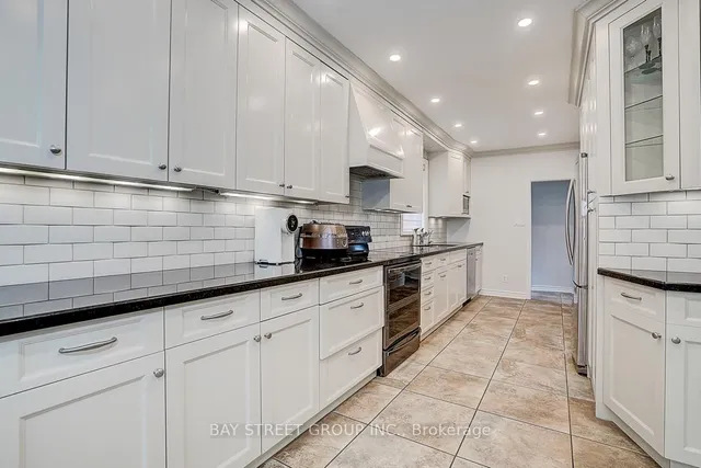 Additional property image - 6 Larwood Blvd