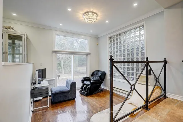 Additional property image - 6 Larwood Blvd