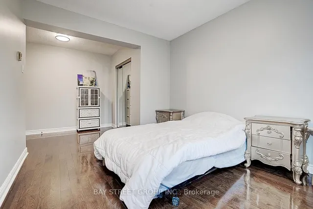 Additional property image - 6 Larwood Blvd