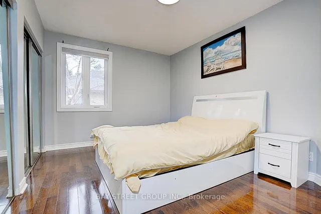 Additional property image - 6 Larwood Blvd