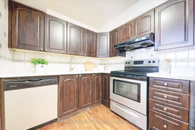 Additional property image - 330 Mccowan Rd Unit 903