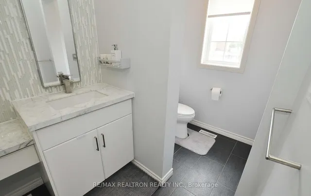 Additional property image - 51 Eastport Dr