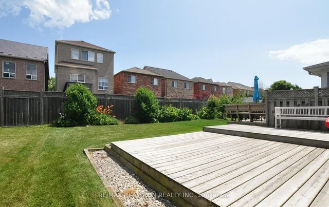 Additional property image - 51 Eastport Dr