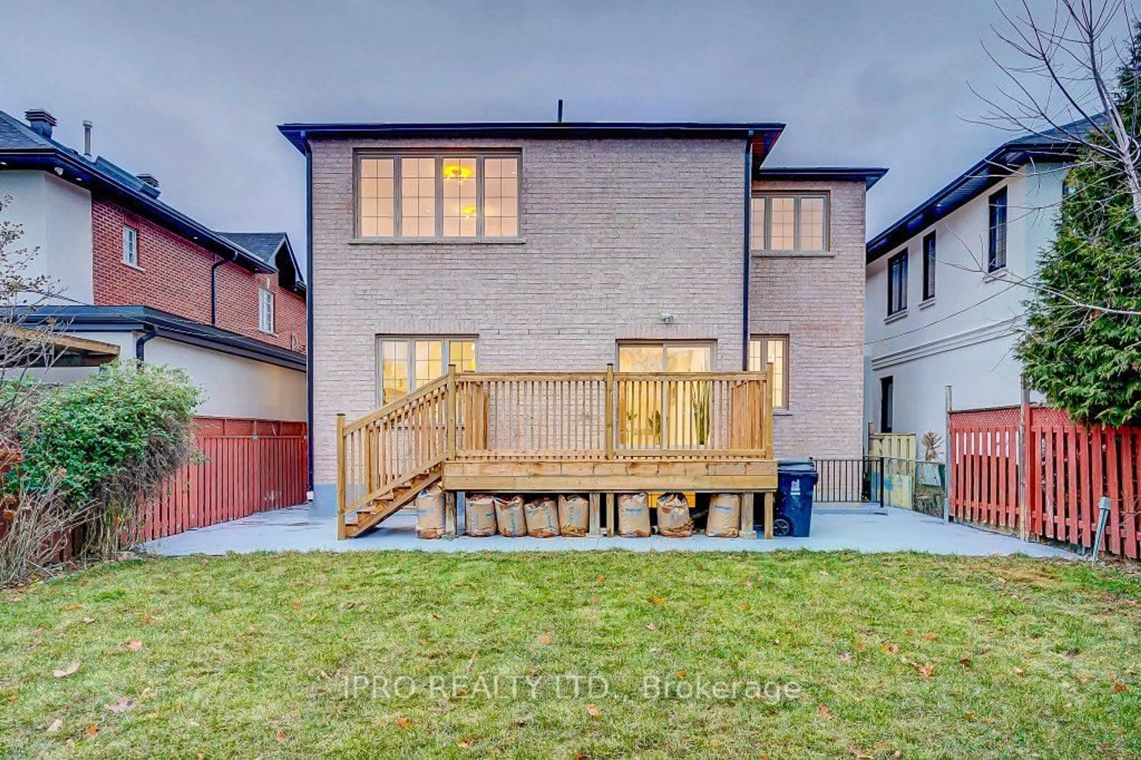A pic from outside/outdoor area/front of a property/back of a property/a pic from drone, unknown for 73 Inniswood Dr, Toronto Ontario M1R 1E8