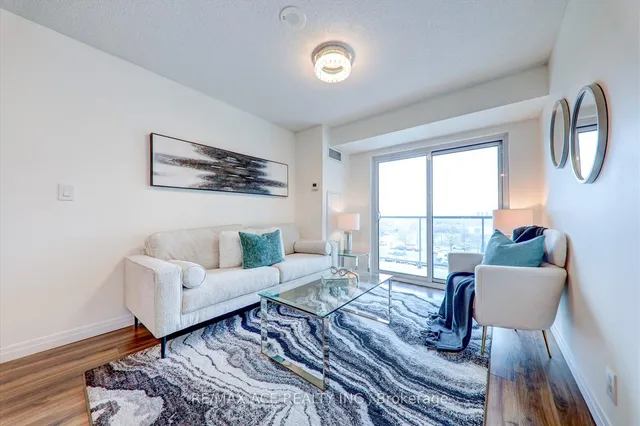 Additional property image - 2150 Lawrence Ave Unit 502