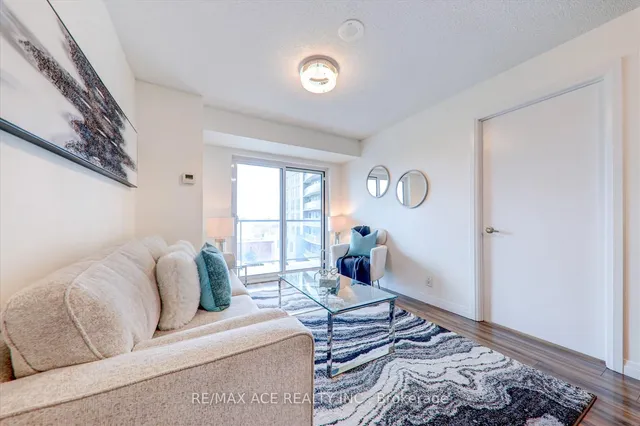Additional property image - 2150 Lawrence Ave Unit 502