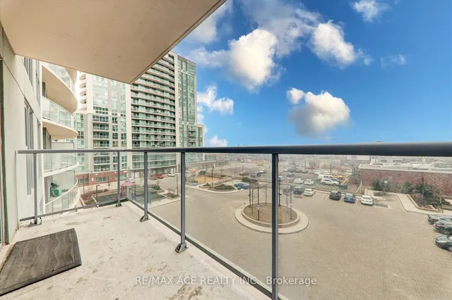 Additional property image - 2150 Lawrence Ave Unit 502