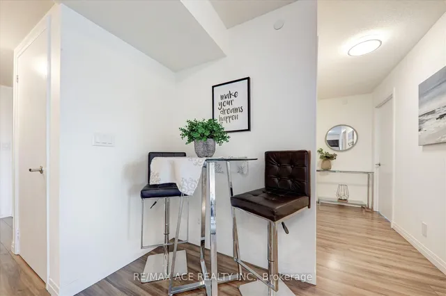 Additional property image - 2150 Lawrence Ave Unit 502