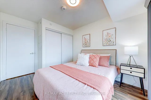 Additional property image - 2150 Lawrence Ave Unit 502