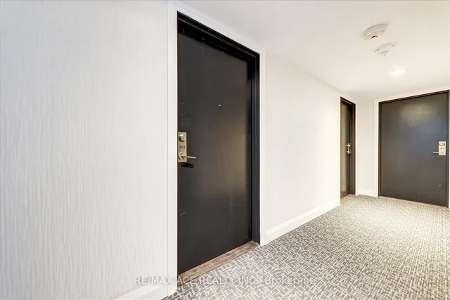 Additional property image - 2150 Lawrence Ave Unit 502