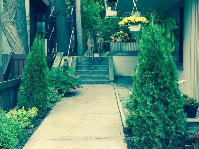 Additional property image - 2368 Queen St Unit 15