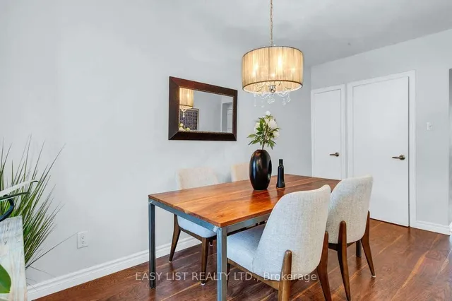 Additional property image - 2368 Queen St Unit 15