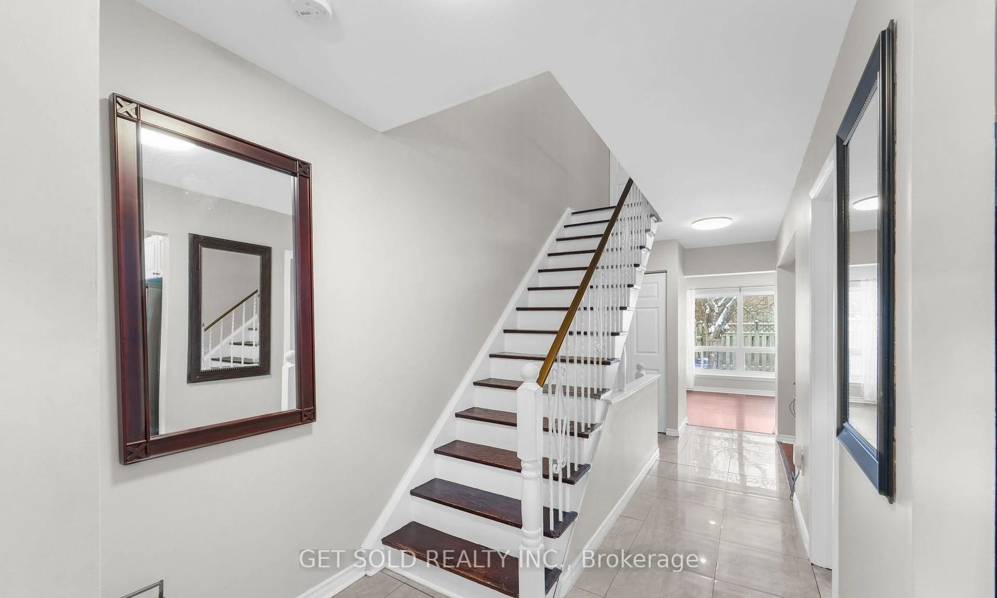 Unknown for 1235 Radom St #57, Pickering Ontario L1W 1J3