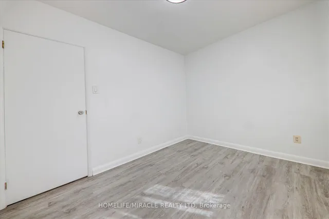 Additional property image - 23 Dunelm St