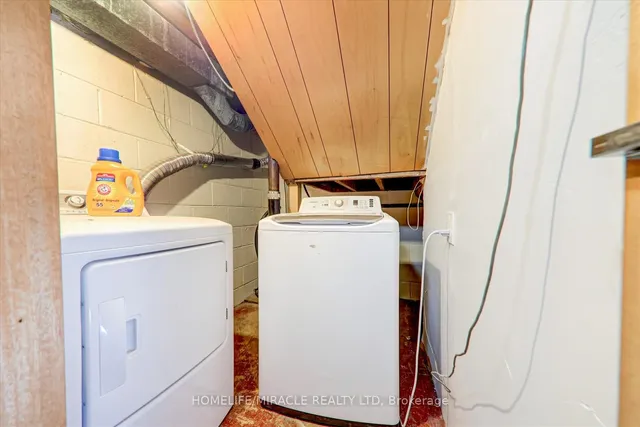 Additional property image - 23 Dunelm St