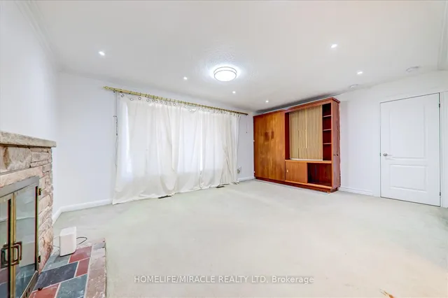 Additional property image - 23 Dunelm St