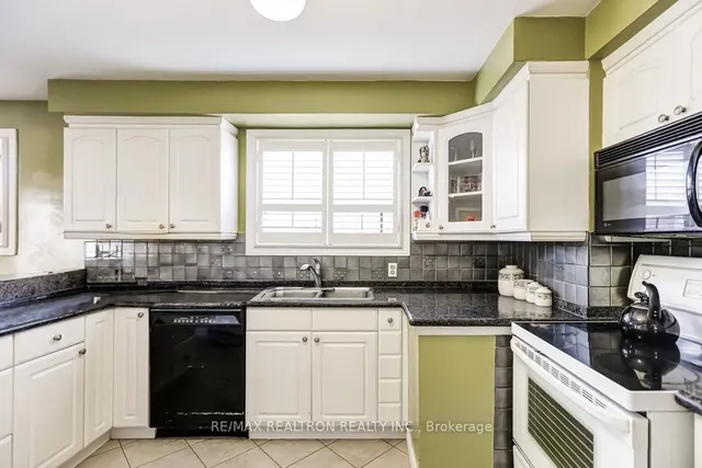 Additional property image - 59 Dunelm St