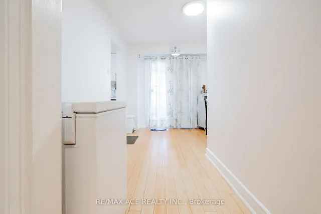Additional property image - 50 Parsell Sq