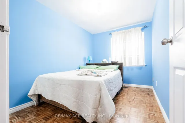 Additional property image - 50 Parsell Sq