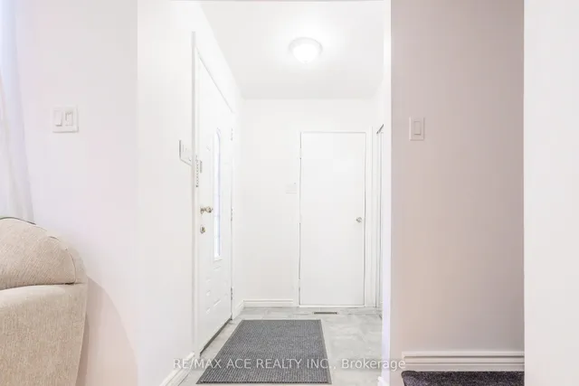 Additional property image - 50 Parsell Sq