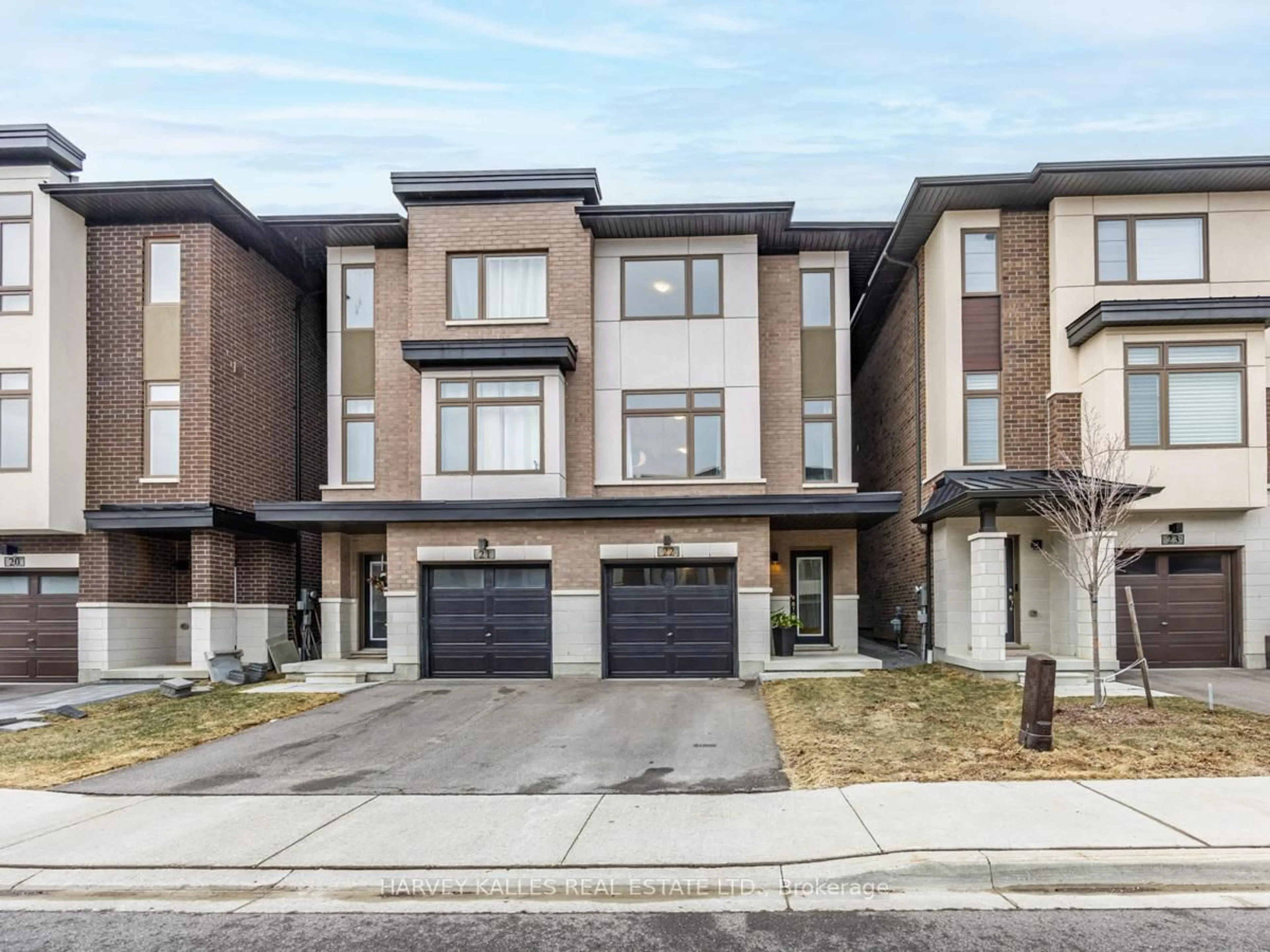 Home with brick exterior material, street for 250 Finch Ave #22, Pickering Ontario L1V 0G6