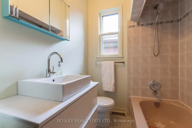 Additional property image - 41 Winnifred Ave
