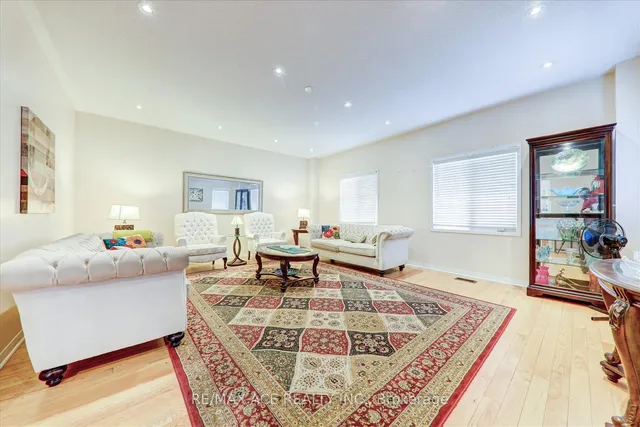 Additional property image - 27 Tillinghast Lane