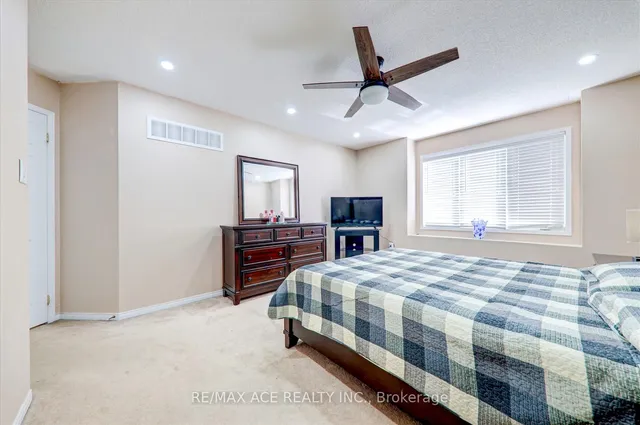 Additional property image - 27 Tillinghast Lane