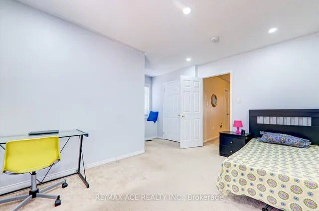 Additional property image - 27 Tillinghast Lane