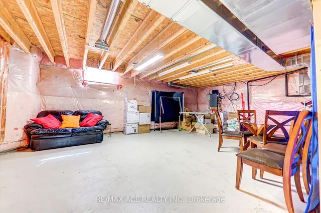 Additional property image - 27 Tillinghast Lane