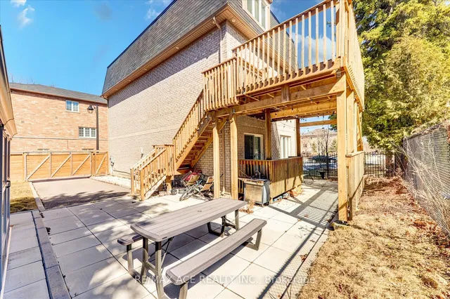 Additional property image - 27 Tillinghast Lane
