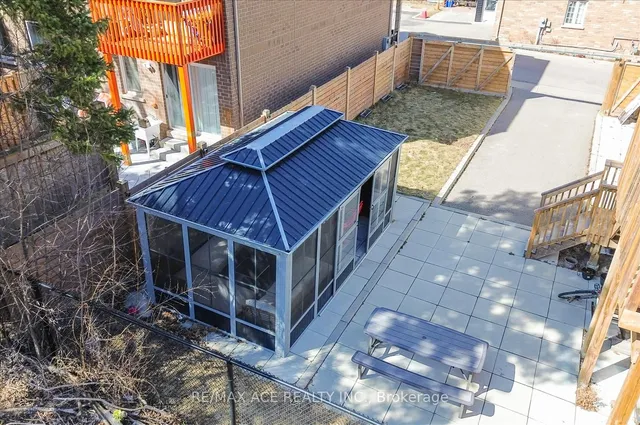 Additional property image - 27 Tillinghast Lane