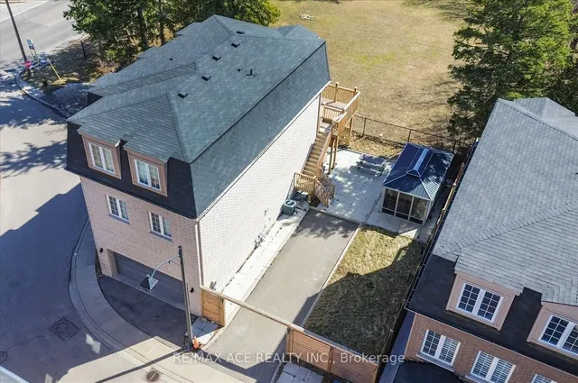 Additional property image - 27 Tillinghast Lane