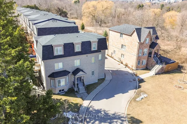 Additional property image - 27 Tillinghast Lane