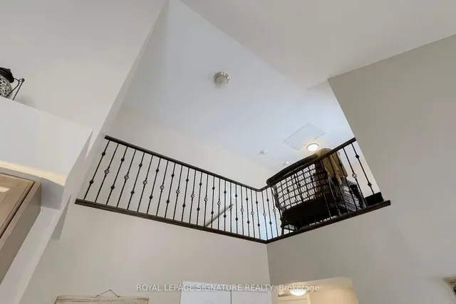 Additional property image - 649D Warden Ave Unit 24