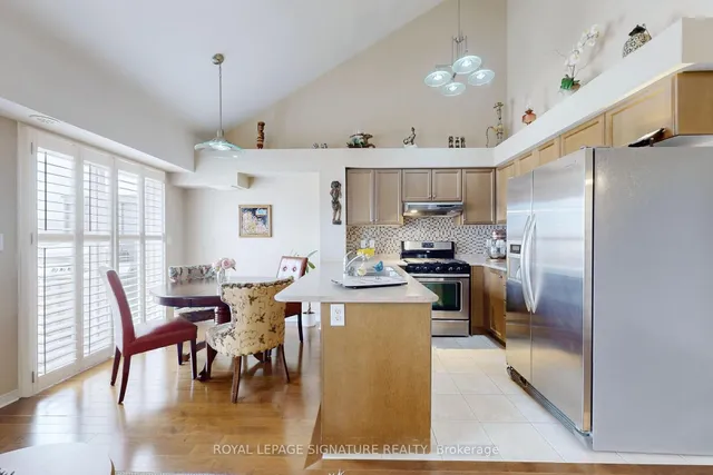 Additional property image - 649D Warden Ave Unit 24